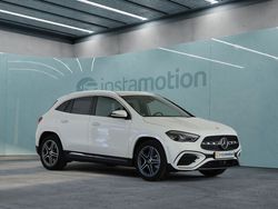 Weiß Gebraucht 2023 Mercedes GLA220 AMG SUV | 55.899 €