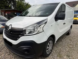 Gletscherweiss Gebraucht 2018 Renault Trafic Komfort Van | 8.999 € (Fairer Preis)