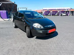 Schwarz Gebraucht 2010 Fiat Punto Kleinwagen | 2.399 € (Fairer Preis)