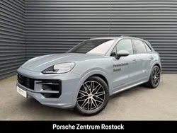 Grau Gebraucht 2022 Porsche Cayenne SUV | 123.750 €