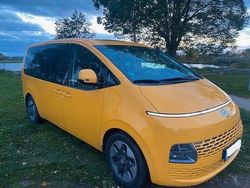 Gelb Gebraucht 2023 Hyundai Staria Prime Van | 39.900 € (Guter Preis)