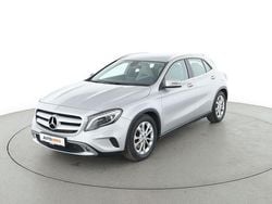 Grau Gebraucht 2016 Mercedes GLA250 Urban SUV | 21.490 € (Fairer Preis)