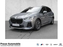 Grau Gebraucht 2022 BMW 220 Sport Line Van / Kleinbus | 31.490 € (Teuer)