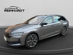 Andere farbe Gebraucht 2022 Skoda Octavia SportLine Kombi | 42.390 €
