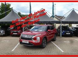 Dynamikrot Neu 2025 Mitsubishi Outlander P-HEV Plus SUV | 47.250 € (Superpreis)