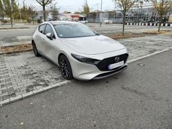 Beige Gebraucht 2024 Mazda 3 Exclusive-Line Limousine | 27.100 € (Fairer Preis)