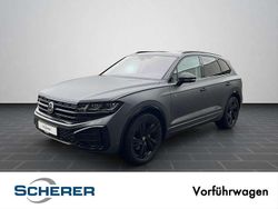 Siliziumgrau matt Gebraucht 2025 VW Touareg R-line SUV | 93.330 €