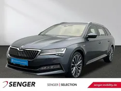 Quarzgrau metallic met. Gebraucht 2019 Skoda Superb LAURIN & KLEMENT Kombi | 28.880 € (Fairer Preis)