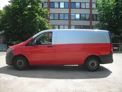 Rot Gebraucht 2016 Mercedes Vito Van / Kleinbus | 11.790 € (Superpreis)