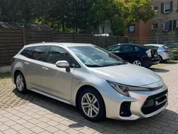 Grau Gebraucht 2022 Suzuki Swace Kombi | 16.000 € (Etwas zu teuer)