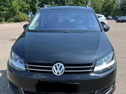 Schwarz Gebraucht 2017 VW Sharan Comfortline Van / Kleinbus | 10.700 € (Teuer)
