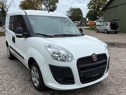 Weiß Gebraucht 2015 Fiat Doblò Van / Kleinbus | 5.300 € (Guter Preis)
