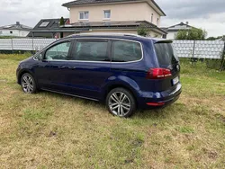 Blau Gebraucht 2020 VW Sharan Van / Kleinbus | 31.500 €