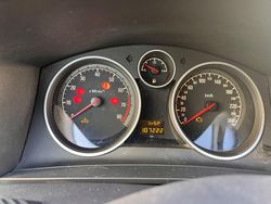 Silber Gebraucht 2012 Opel Zafira Family Van / Kleinbus | 9.900 €