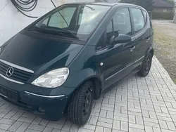 Grün Gebraucht 2001 Mercedes A140 Elegance Van / Kleinbus | 1.200 € (Fairer Preis)