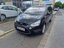 Pantherschwarz metallic Gebraucht 2011 Ford S-MAX Titanium Van / Kleinbus | 3.890 € (Guter Preis)