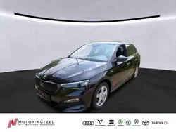 Schwarzmagic perleffekt Gebraucht 2021 Skoda Scala Monte Carlo Kleinwagen | 20.930 € (Fairer Preis)