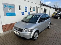 Silber Gebraucht 2002 Audi A2 Kleinwagen | 5.880 € (Etwas zu teuer)