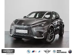 Sonic grey Gebraucht 2024 Lexus LBX SUV | 34.780 € (Superpreis)