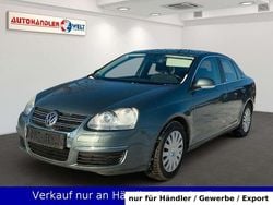 Grün Gebraucht 2009 VW Jetta Comfortline Limousine | 2.999 € (Superpreis)
