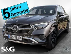 Grau Gebraucht 2025 Mercedes GLC200 Avantgarde SUV | 59.999 € (Teuer)