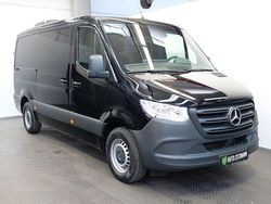 Tiefschwarz Gebraucht 2020 Mercedes Sprinter Van | 59.381 €