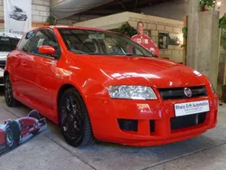 Rosso schumacher Gebraucht 2006 Fiat Stilo Kleinwagen | 2.950 €