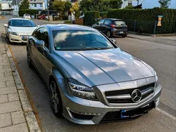 Grau Gebraucht 2012 Mercedes CLS63 AMG AMG Limousine | 46.000 € (Fairer Preis)