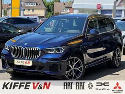 Tansanitblau ii metallic Gebraucht 2022 BMW X5 M Sport SUV | 61.160 € (Superpreis)