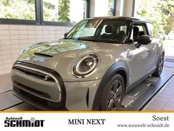 Moonwalk grey metallic Gebraucht 2022 Mini Cooper SE Essential Kleinwagen | 16.090 € (Guter Preis)