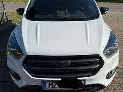 Weiß Gebraucht 2019 Ford Kuga ST-Line SUV | 15.300 € (Guter Preis)