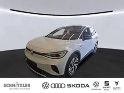Gletscherweiß (metallic) Gebraucht 2021 VW ID.4 Pro Performance SUV | 27.450 € (Etwas zu teuer)