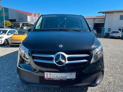 Schwarz Gebraucht 2022 Mercedes V220 Van / Kleinbus | 33.999 € (Fairer Preis)