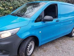 Blau Gebraucht 2016 Mercedes Vito Van / Kleinbus | 9.499 € (Fairer Preis)