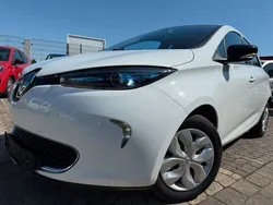 Weiß Gebraucht 2016 Renault Zoe Life Kleinwagen | 5.590 € (Guter Preis)