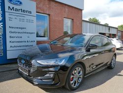 Schwarz Gebraucht 2025 Ford Focus ST-Line Limousine | 28.450 € (Teuer)