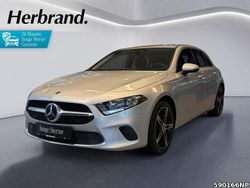 Silber Gebraucht 2020 Mercedes A180 Progressive Limousine | 20.580 € (Fairer Preis)