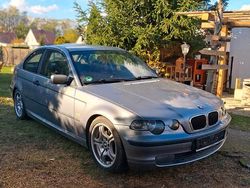 Grau Gebraucht 2004 BMW 316 Coupé | 999 € (Guter Preis)