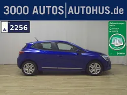 Blau Gebraucht 2020 Renault Clio V Experience Limousine | 9.380 € (Guter Preis)