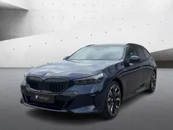 Tansanitblau ii metallic Gebraucht 2025 BMW 540 M Sport Kombi | 105.610 €