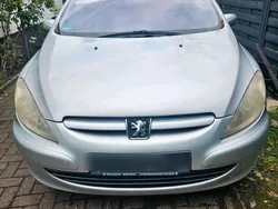 Grau Gebraucht 2002 Peugeot 307 Kleinwagen | 850 €