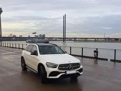 Weiß Gebraucht 2019 Mercedes GLC200 SUV | 36.000 € (Etwas zu teuer)