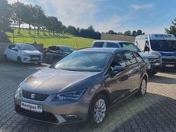 Grau Gebraucht 2015 Seat Leon ST Style Kombi | 12.990 € (Etwas zu teuer)