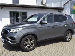 Grau Gebraucht 2017 Ssangyong (KGM) Rexton SUV | 17.990 € (Teuer)