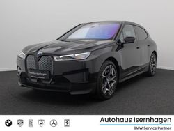 Saphirschwarz 475 Gebraucht 2022 BMW iX Shadowline SUV | 43.999 € (Fairer Preis)