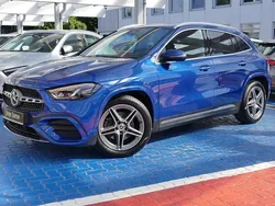 Metalliclack spektralblau Gebraucht 2024 Mercedes GLA200 Advanced SUV | 40.890 € (Fairer Preis)