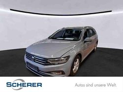 Grau Gebraucht 2022 VW Passat Business Kombi | 23.280 € (Guter Preis)