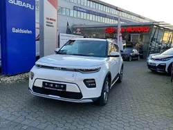 Snow white pearl Gebraucht 2024 Kia Soul EV Inspiration SUV | 35.250 € (Fairer Preis)