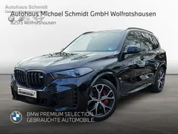 Saphirschwarz Gebraucht 2024 BMW X5 M Sport SUV | 92.490 € (Guter Preis)