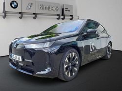 Saphirschwarz metallic Gebraucht 2025 BMW iX M Sport SUV | 73.880 € (Superpreis)